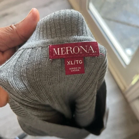 Women's Gray V-Neck Sweater by Merona size XL - Picture 5 of 5